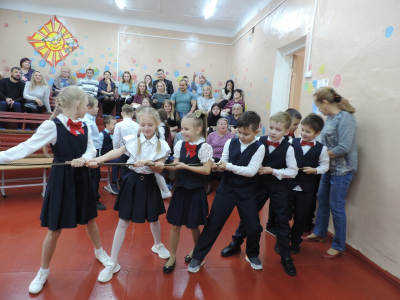 "Радужная семья" продолжает экспедицию по галактике знаний.