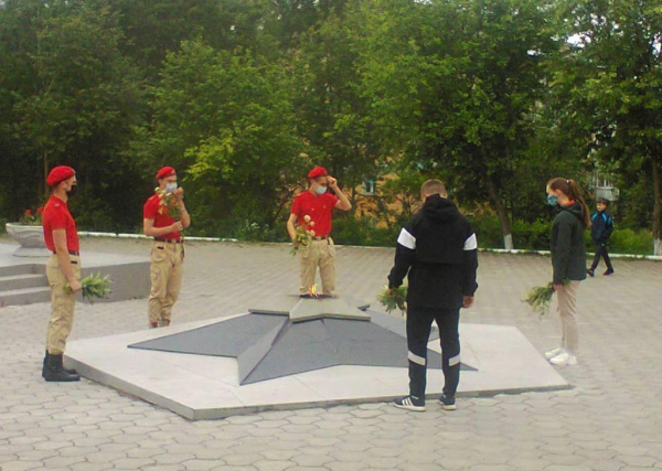 Искра