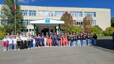 Концерт творческих коллективов МБУ ДО ДЮЦ 'Спектр"