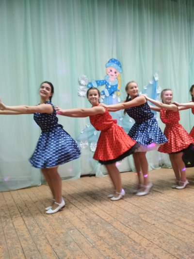 Девиз танцевального коллектива &laquo;Ритм&raquo;: &laquo;Нести радость людям!&raquo;.